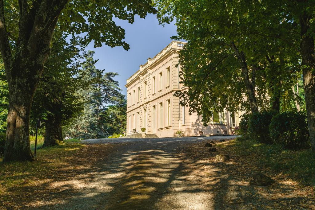 Guest house Maison D'hotes - Les Pins -
